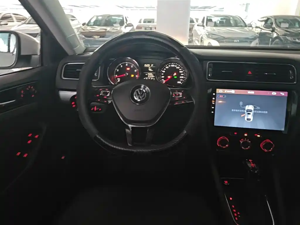 Volkswagen Sagitar 2018 1.6L Automatic Comfort