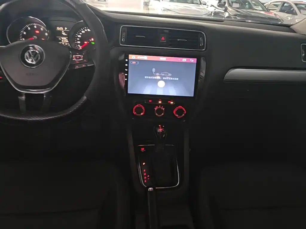 Volkswagen Sagitar 2018 1.6L Automatic Comfort