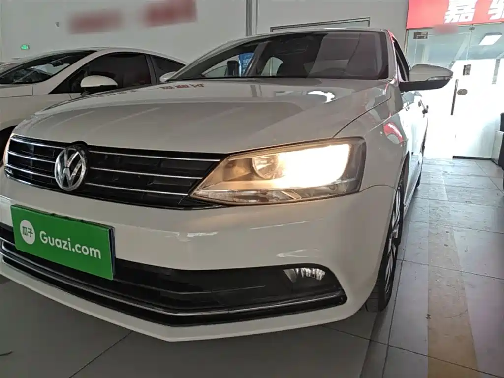 Volkswagen Sagitar 2018 1.6L Automatic Comfort