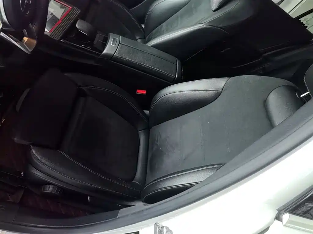 Mercedes-Benz Mercedes-Benz A-Class 2019 A 180 L Sport Sedan