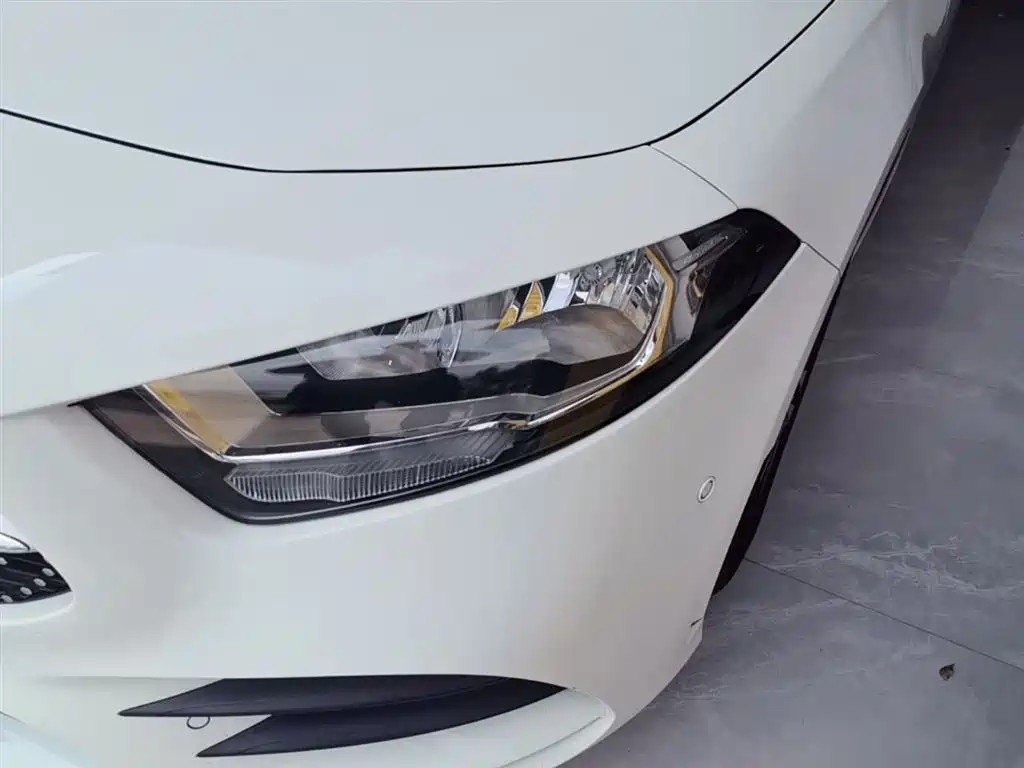 Mercedes-Benz Mercedes-Benz A-Class 2019 A 180 L Sport Sedan