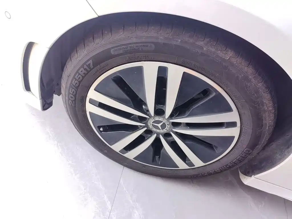 Mercedes-Benz Mercedes-Benz A-Class 2019 A 180 L Sport Sedan