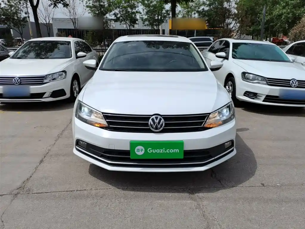 Volkswagen Sagitar 2016 230TSI 25th Anniversary Edition