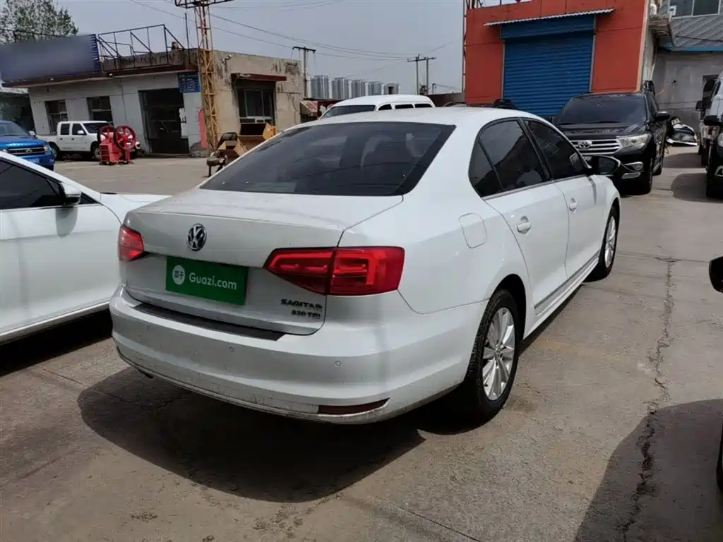 Volkswagen Sagitar 2016 230TSI 25th Anniversary Edition
