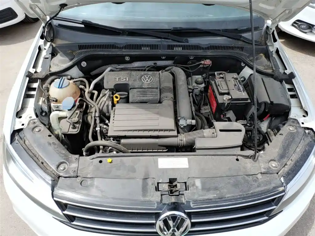 Volkswagen Sagitar 2016 230TSI 25th Anniversary Edition