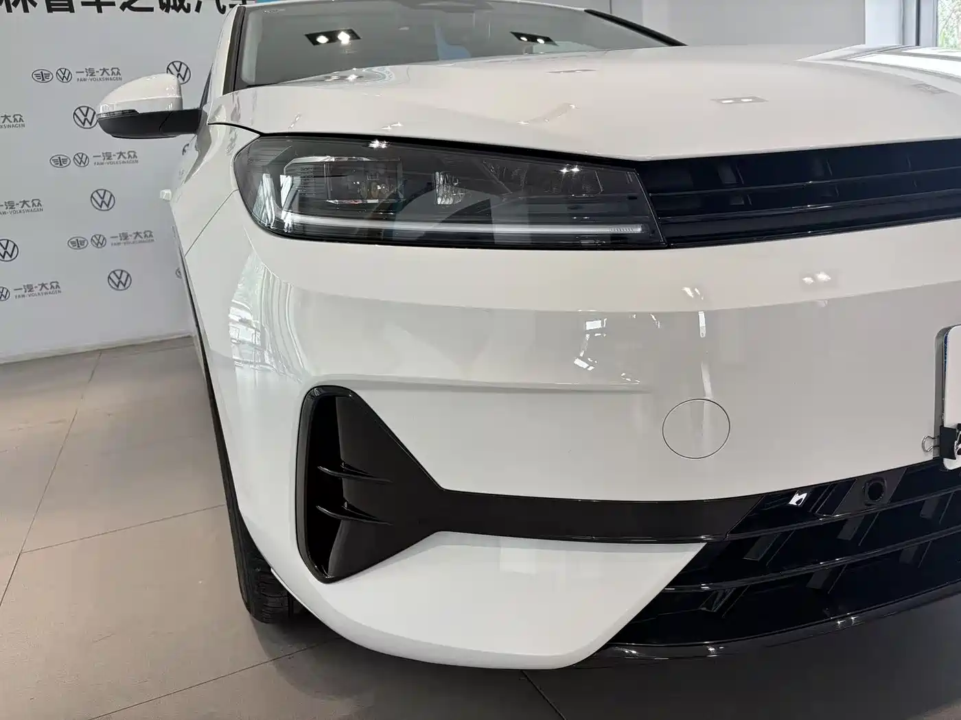 Volkswagen Sagitar 2026 S 1.5L Base Model