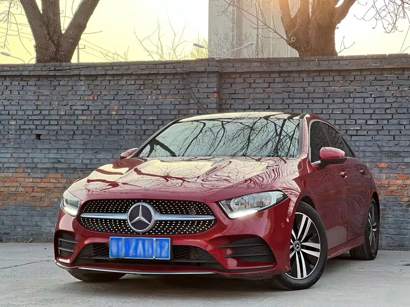 Mercedes-Benz Mercedes-Benz A-Class 2019 A 180 L Sport Sedan