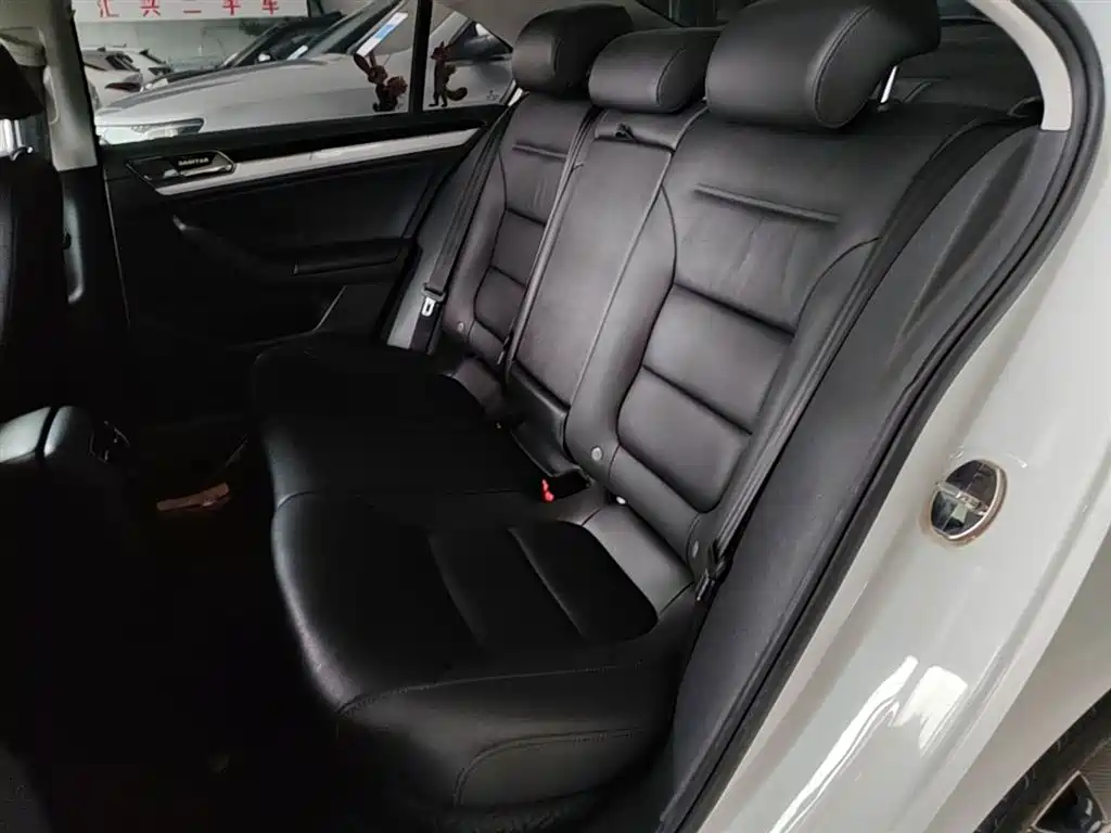 Volkswagen Sagitar 2017 230TSI Automatic Comfort
