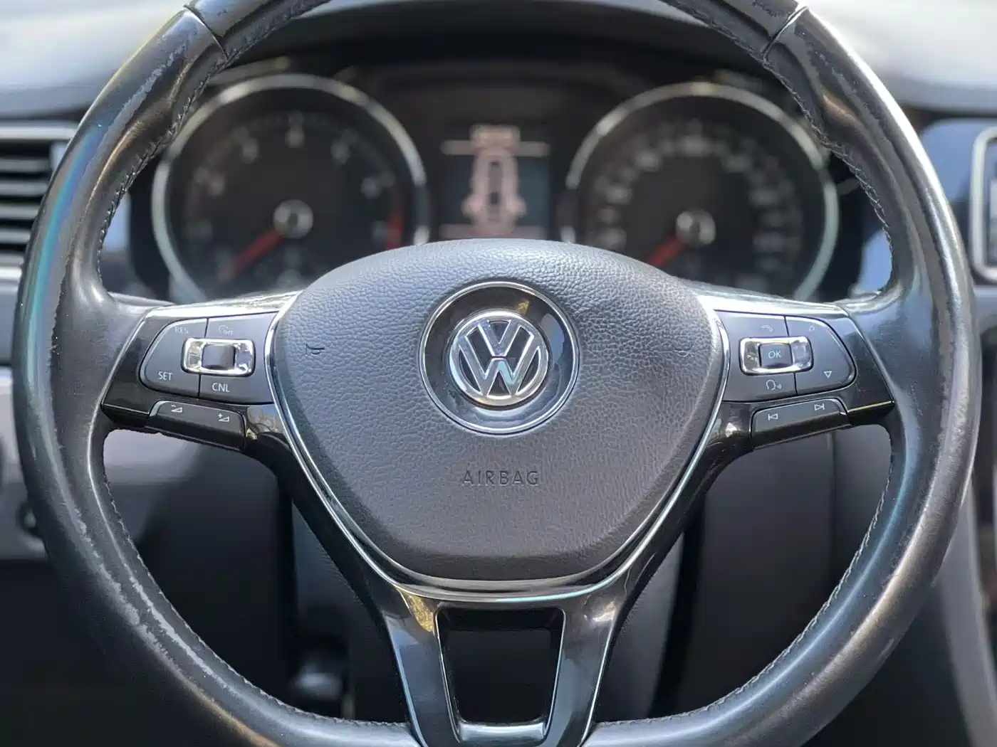 Volkswagen Sagitar 2017 180TSI Automatic Leading