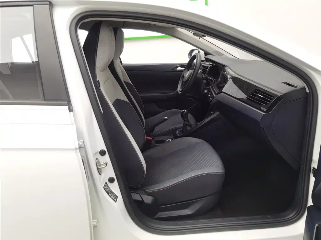 Volkswagen Lavida 2023 XRUI 1.5L Manual New Comfort Edition