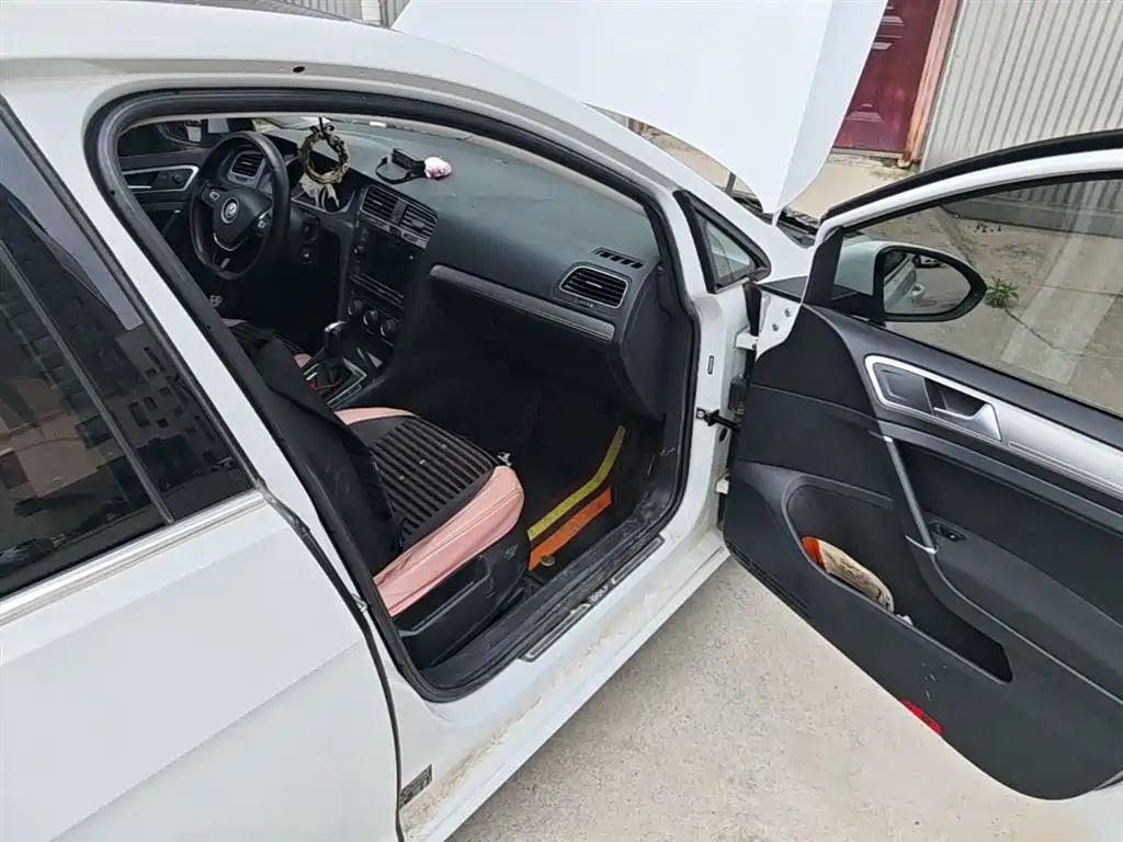 Volkswagen Golf 2019 200TSI DSG Comfort Progressive China VI