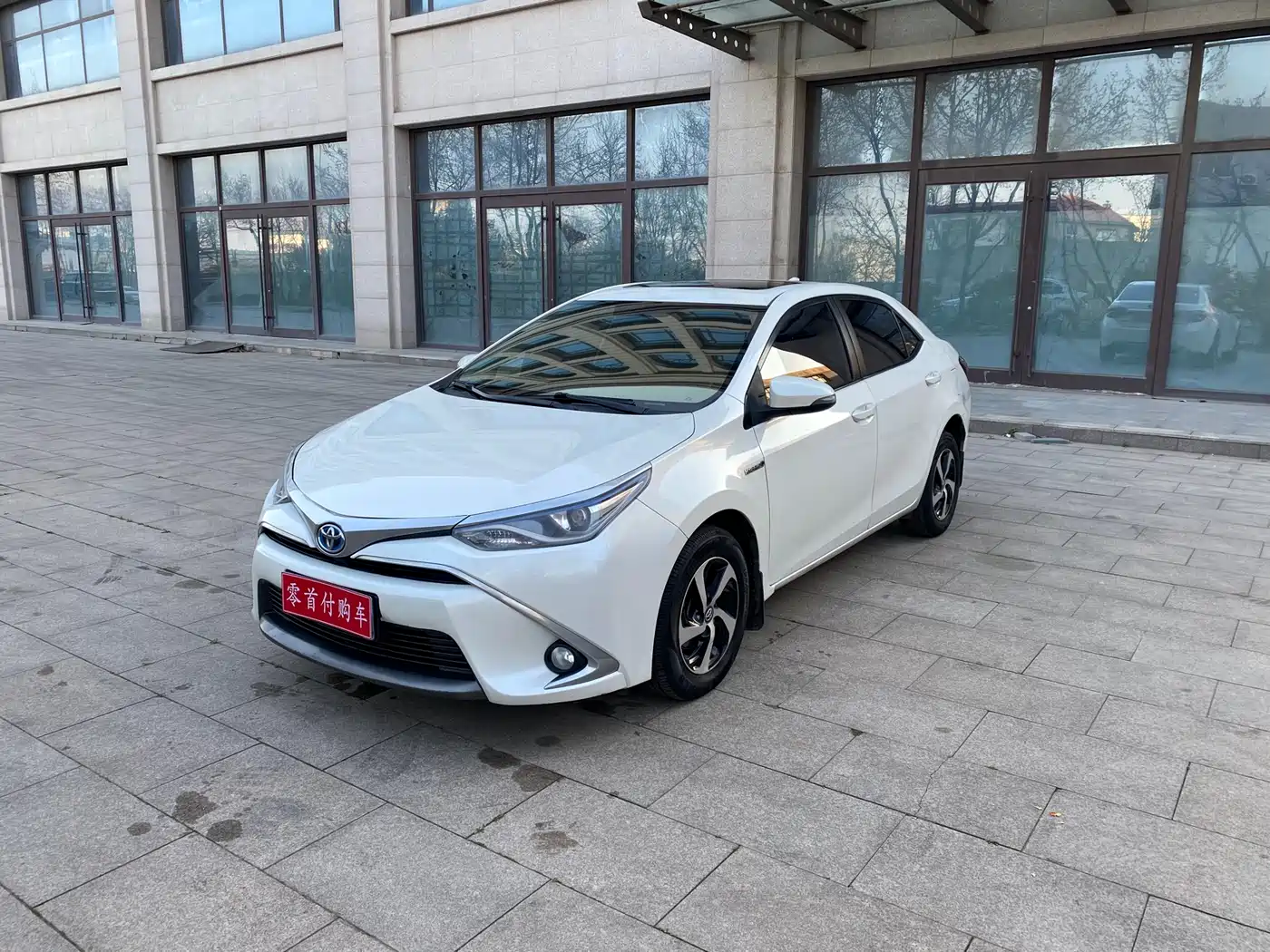 Toyota Levin 2017 Facelift Hybrid 1.8H GS E-CVT Elite Sunroof Edition China V