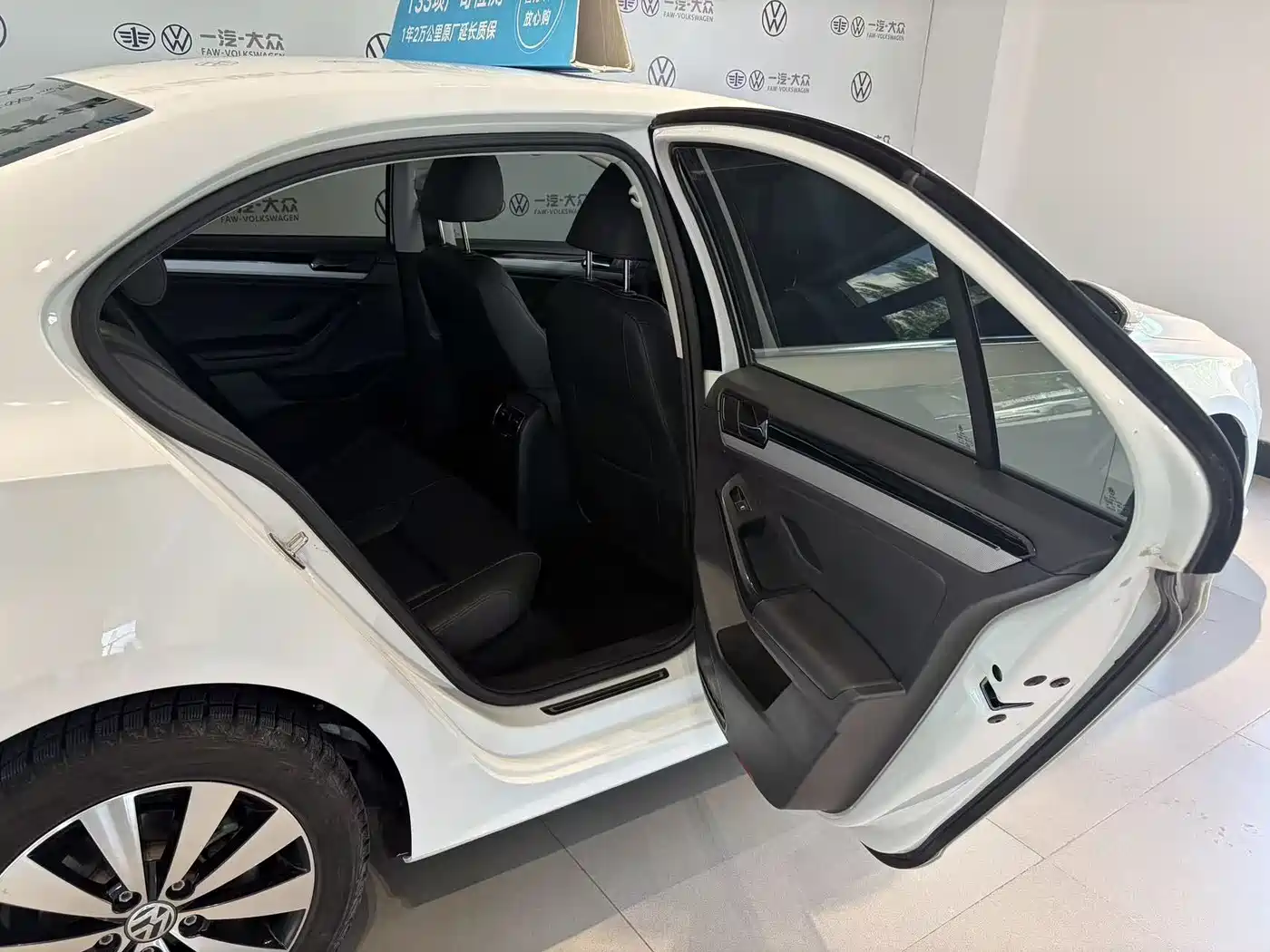 Volkswagen Sagitar 2018 1.6L Automatic Comfort