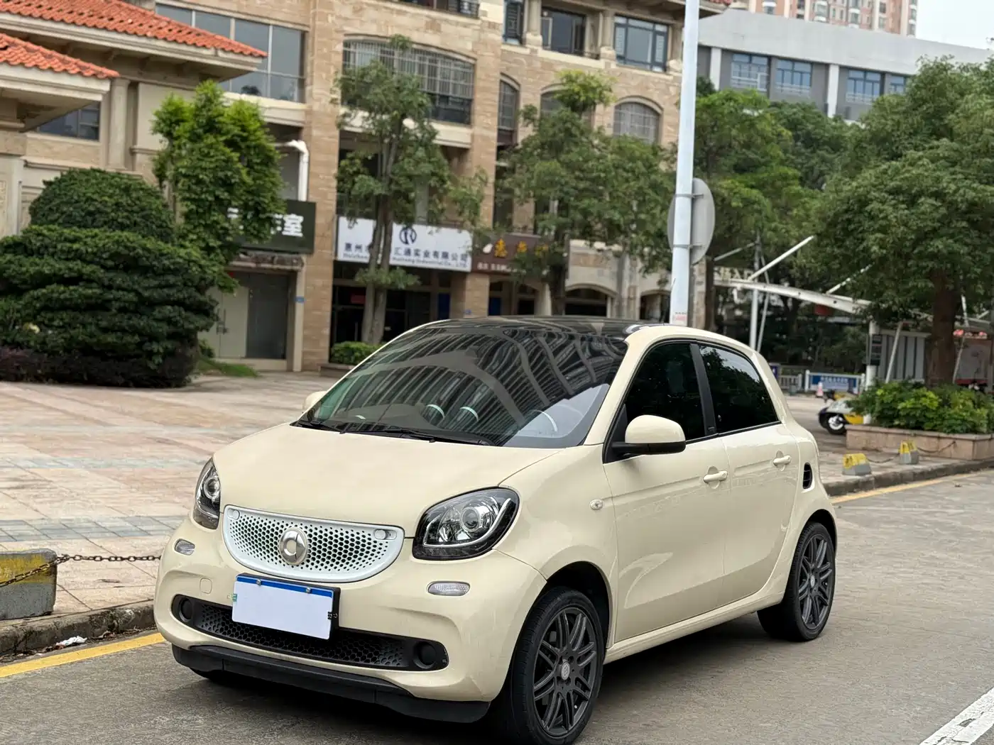 smart smart forfour 2016 1.0L 52kW Passion Edition