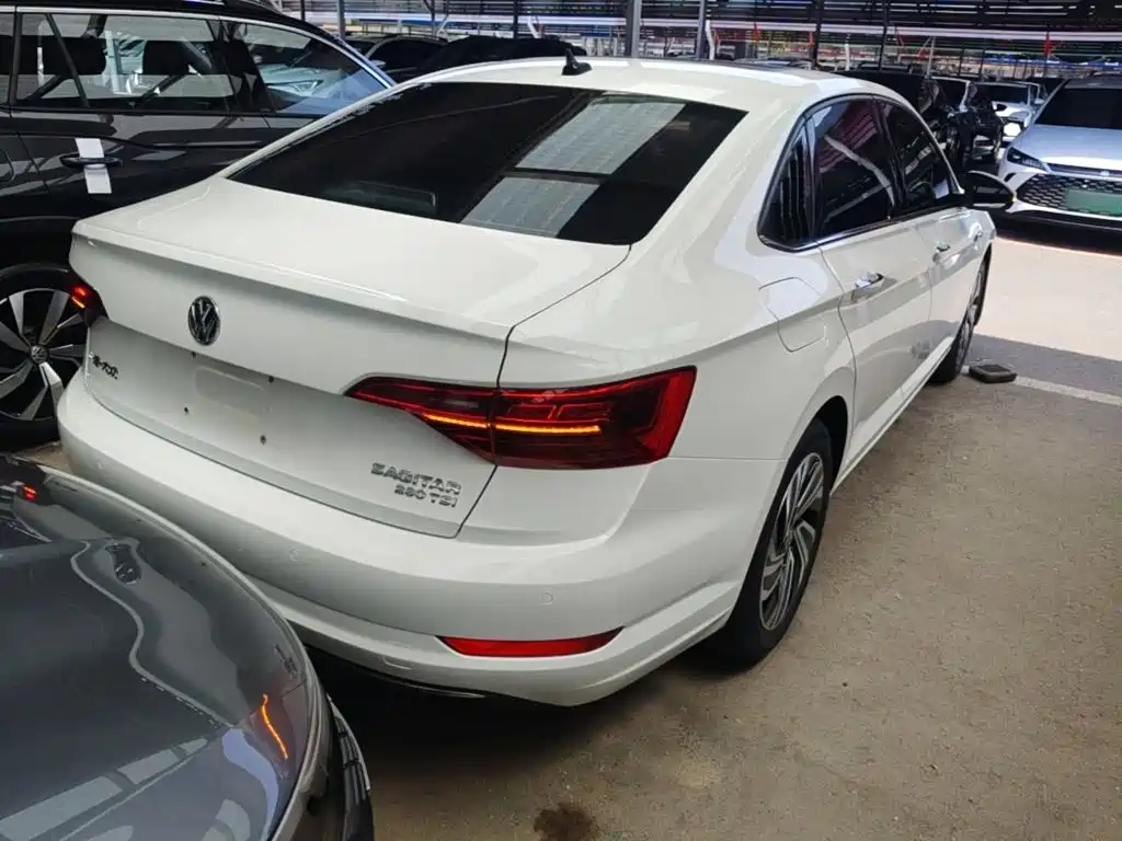 Volkswagen Sagitar 2021 280TSI DSG Surpassing Edition