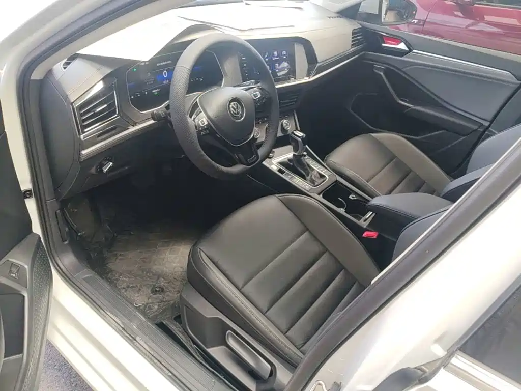 Volkswagen Sagitar 2021 280TSI DSG Surpassing Edition