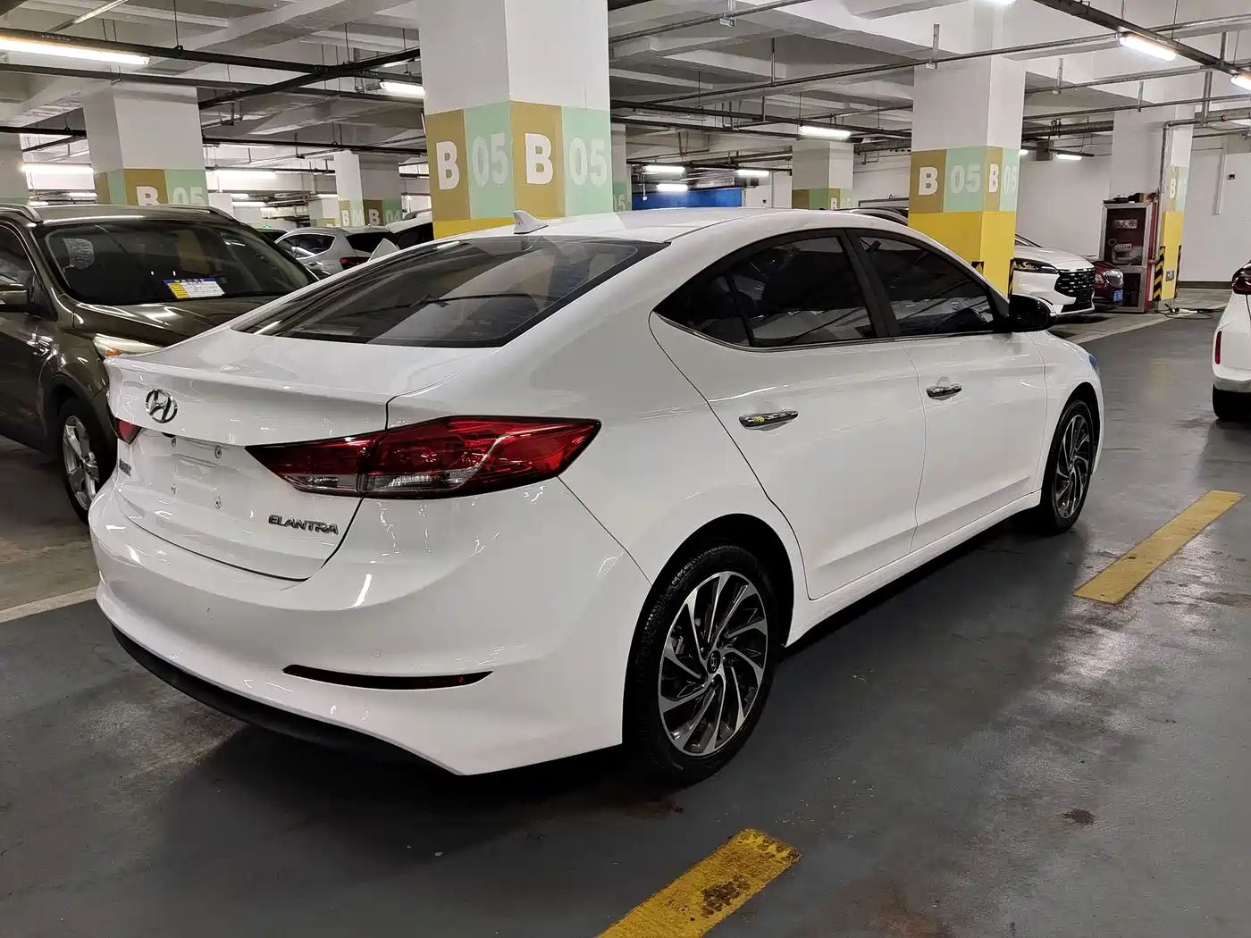 Hyundai Elantra 2019 1.5L CVT Smart Elite
