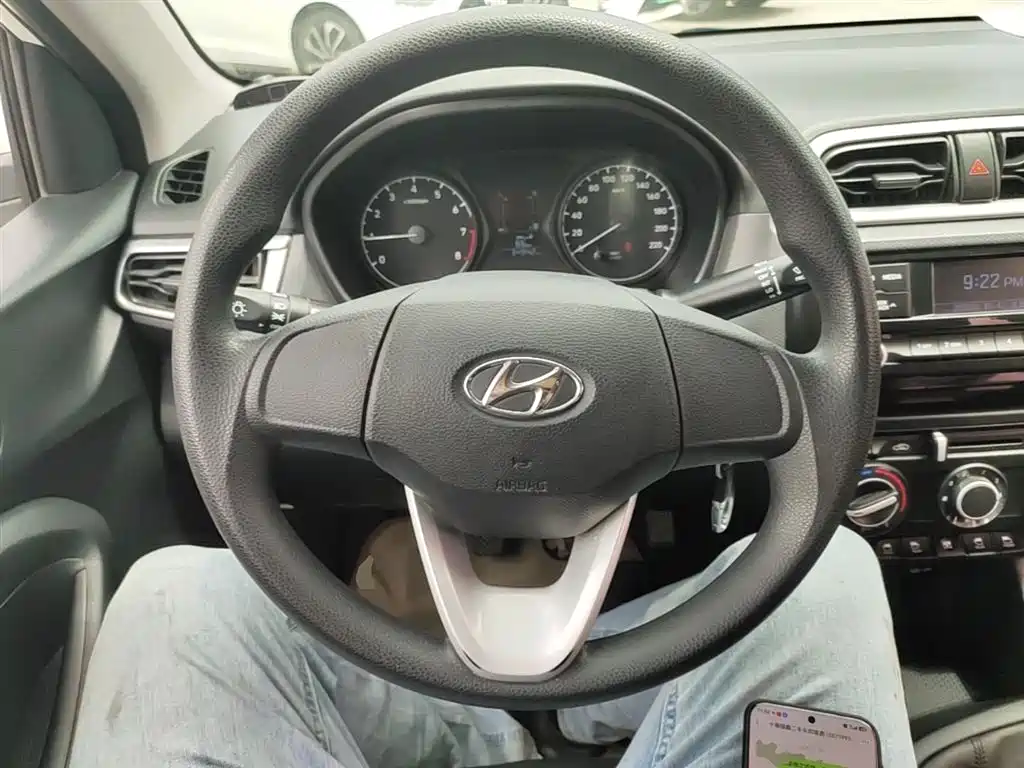 Hyundai Verna 2017 1.4L Manual Color Edition (China V)