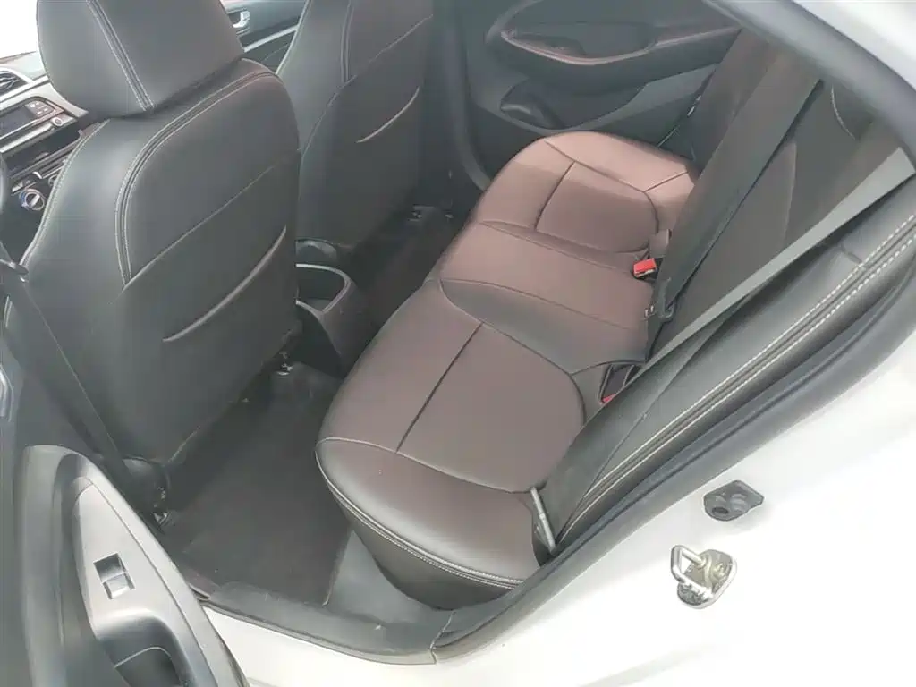 Hyundai Verna 2017 1.4L Manual Color Edition (China V)