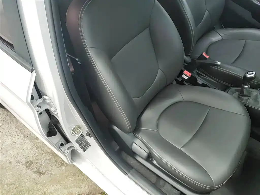 Hyundai Verna 2017 1.4L Manual Color Edition (China V)