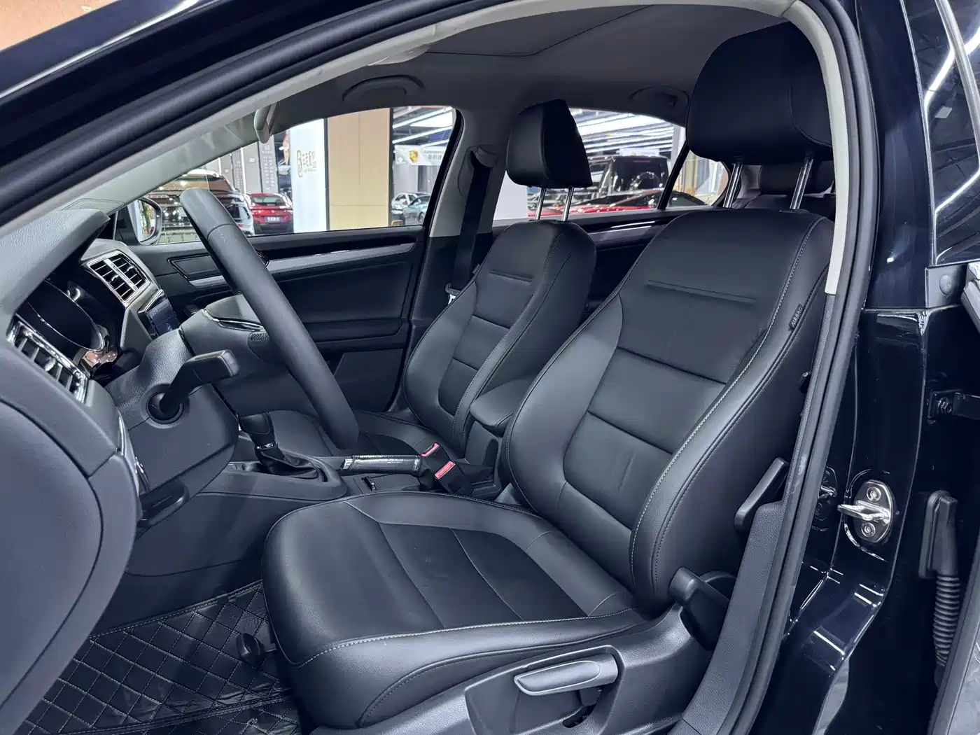 Volkswagen Sagitar 2018 280TSI DSG Comfort