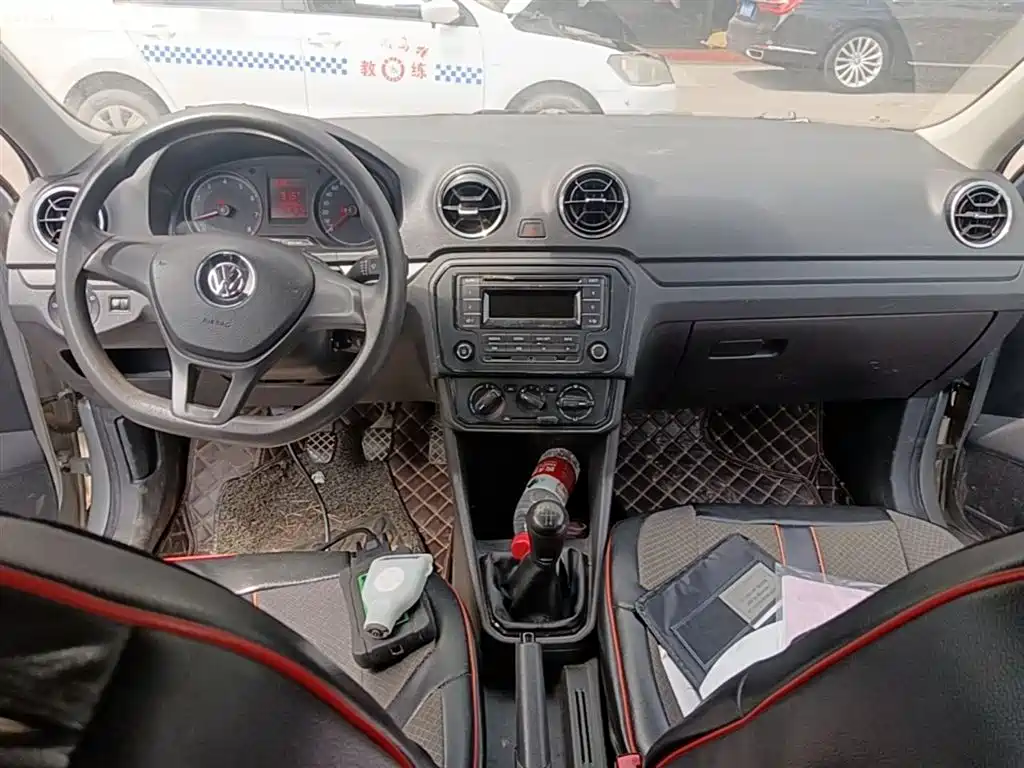 Volkswagen Jetta 2017 1.4L Manual Fashion