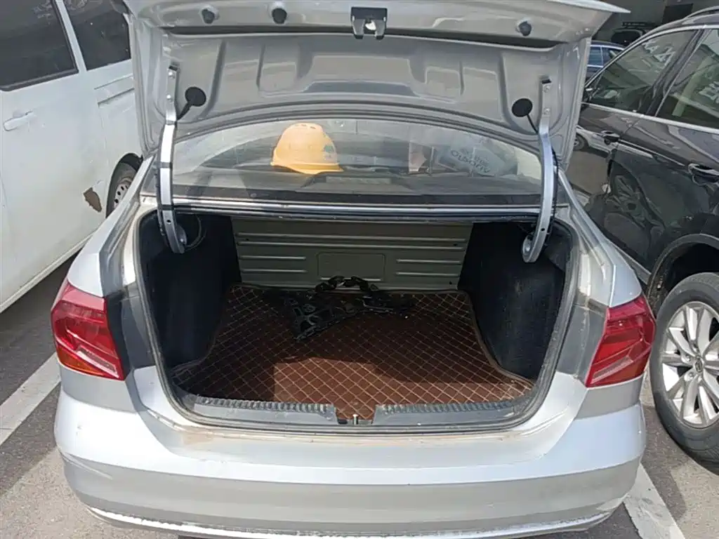 Volkswagen Jetta 2017 1.4L Manual Fashion