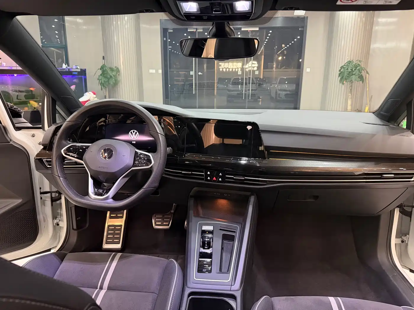 Volkswagen Golf 2023 280TSI DSG R-Line Lite