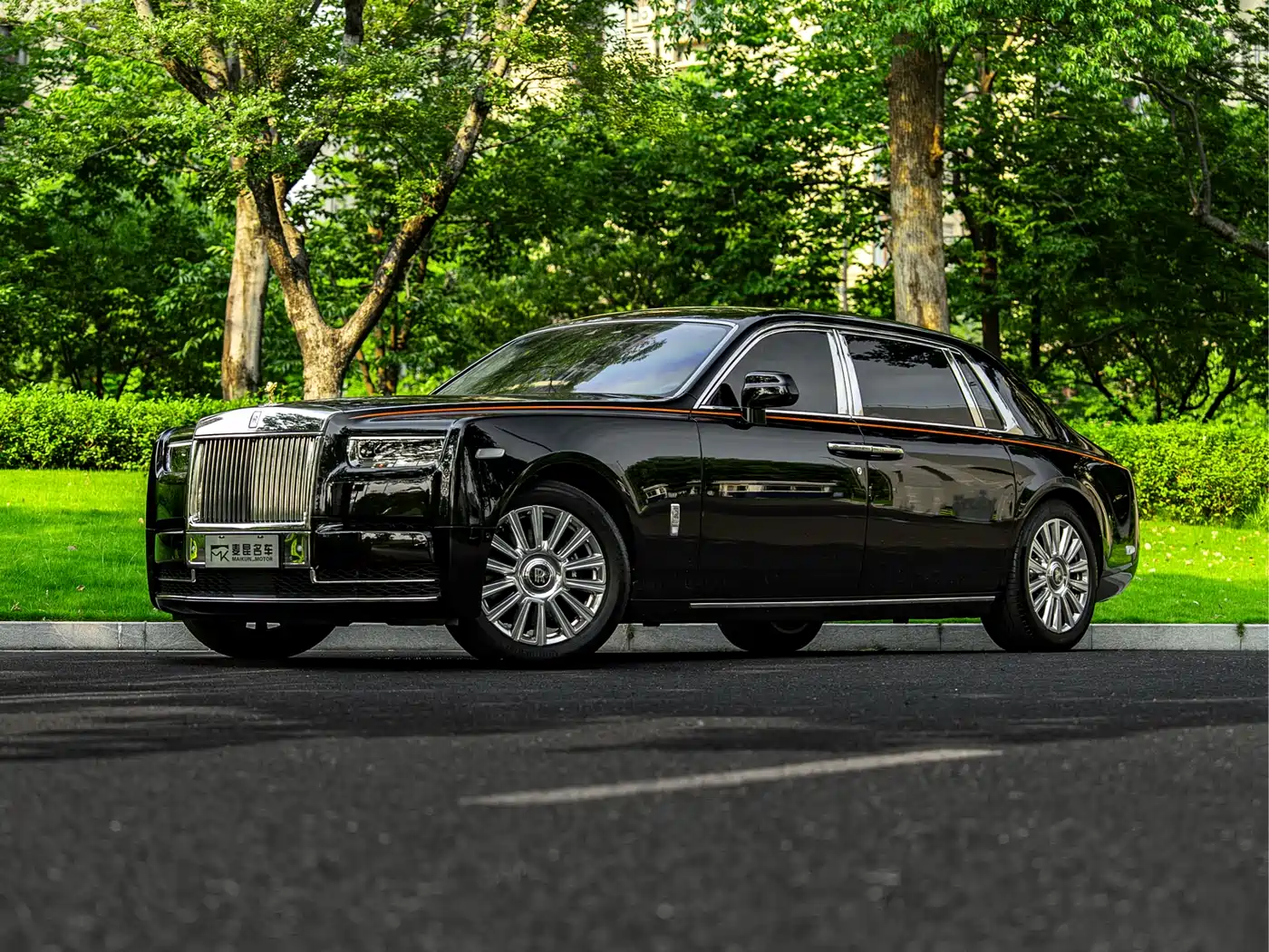 Rolls-Royce Phantom 2024 Long Wheelbase Series II