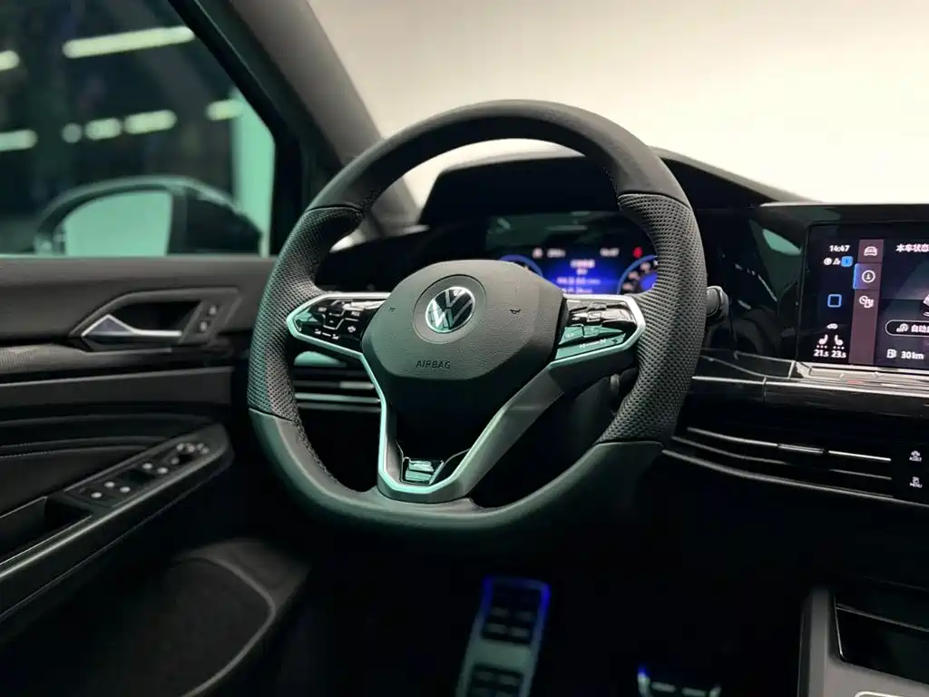 Volkswagen Golf 2023 280TSI DSG R-Line Lite