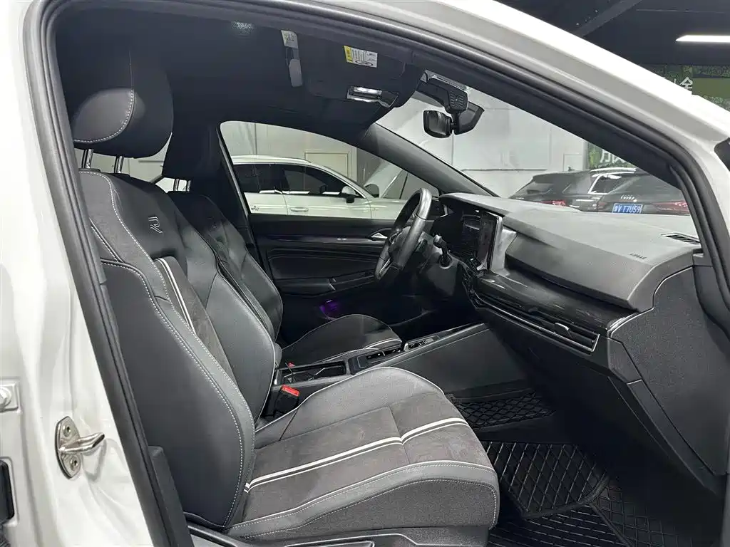 Volkswagen Golf 2023 280TSI DSG R-Line Lite