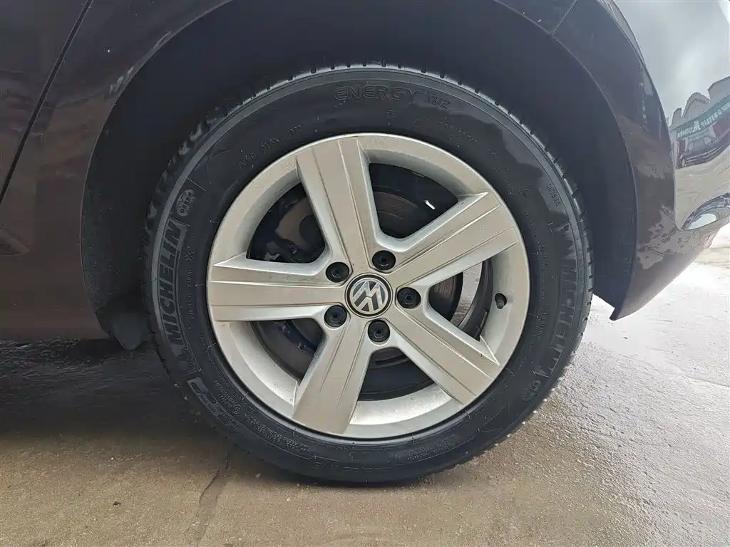 Volkswagen Golf 2016 1.6L Automatic Comfort