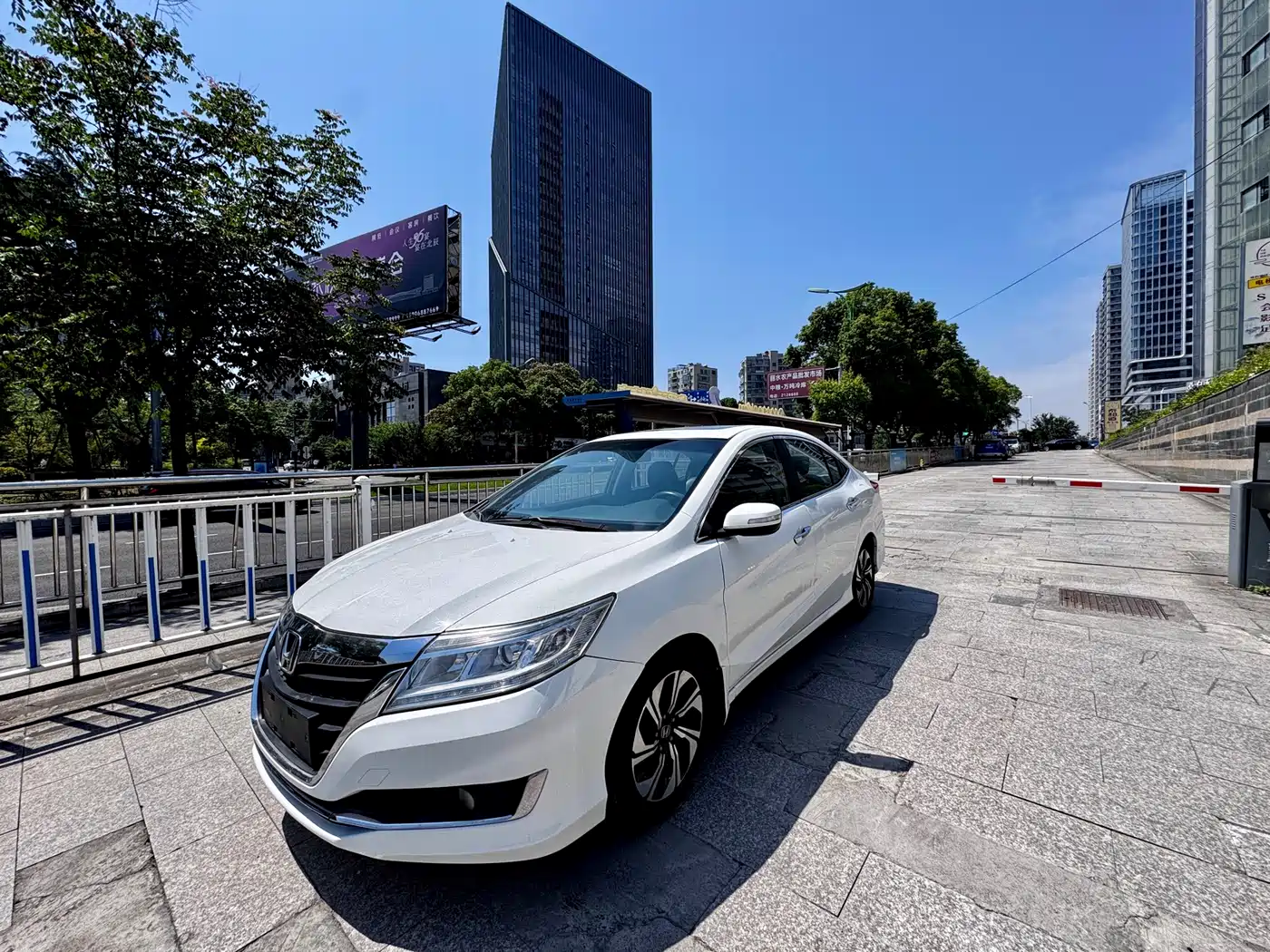 Honda Lingpai 2016 1.8L CVT Luxury Edition