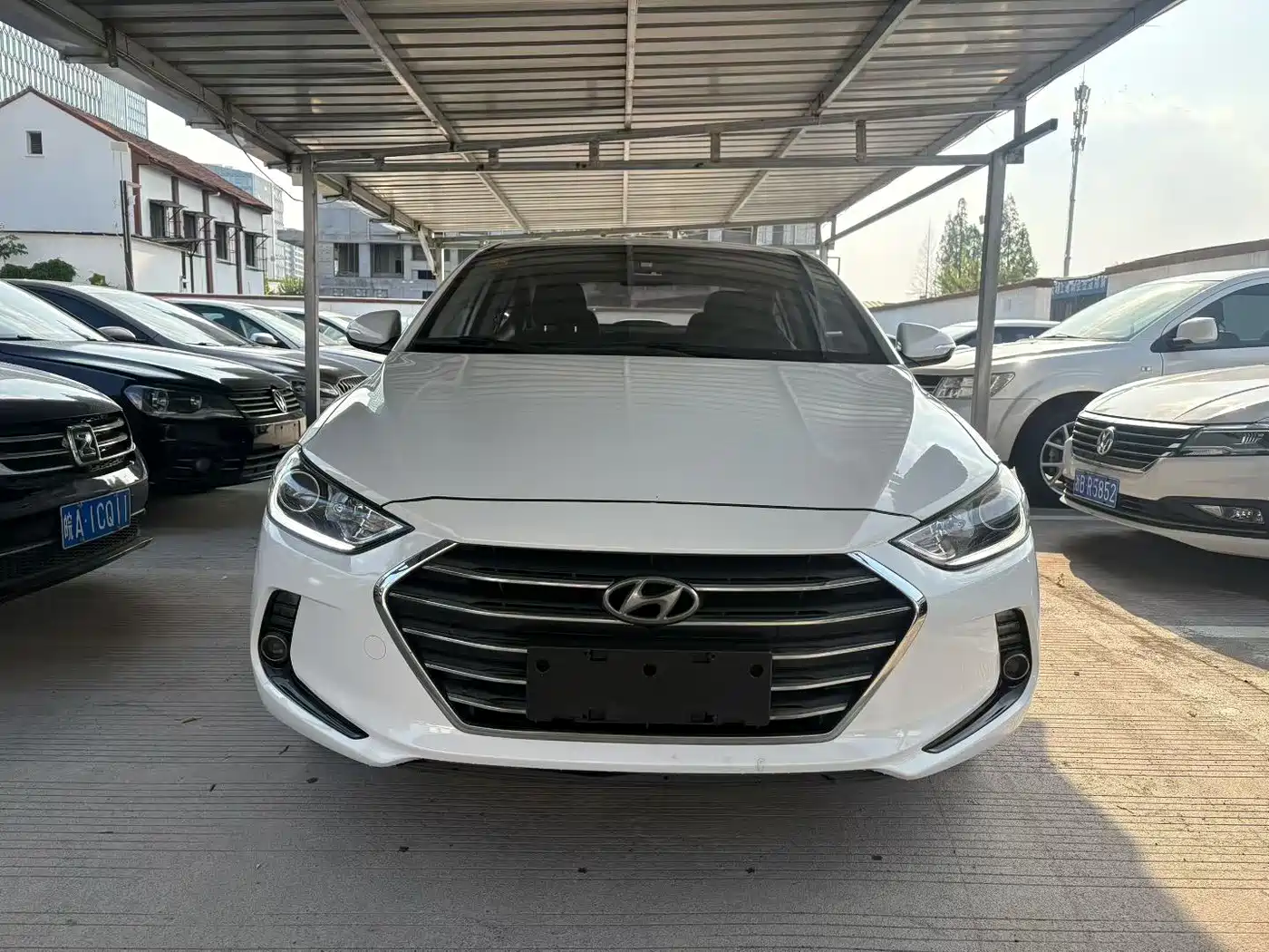 Hyundai Elantra 2016 Model 1.6L Automatic Smart Elite