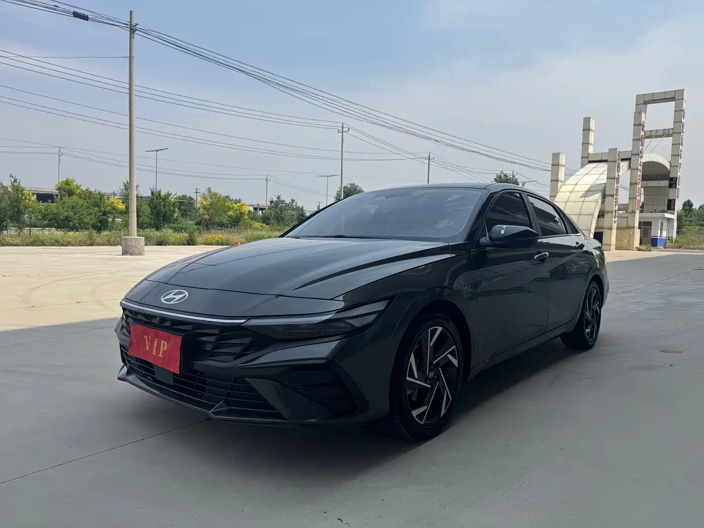 Hyundai Elantra 2023 1.5L CVT TOP Flagship Edition