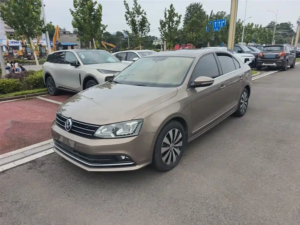 Volkswagen Sagitar 2017 1.6L Automatic Comfort