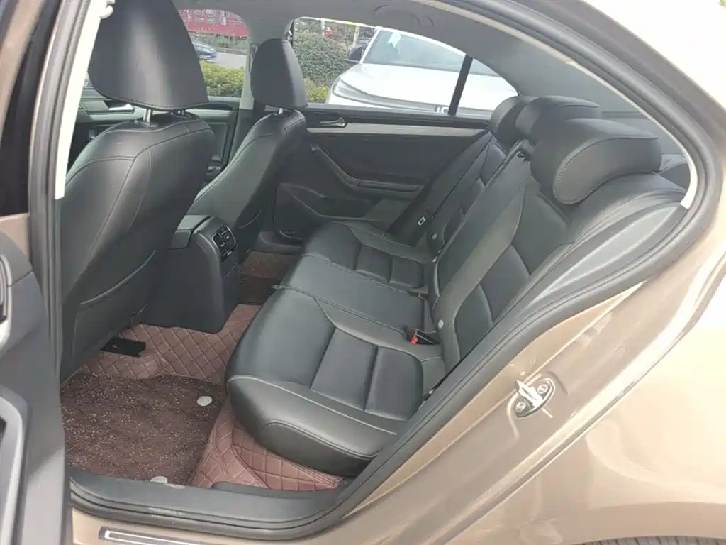Volkswagen Sagitar 2017 1.6L Automatic Comfort