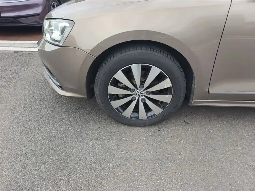 Volkswagen Sagitar 2017 1.6L Automatic Comfort