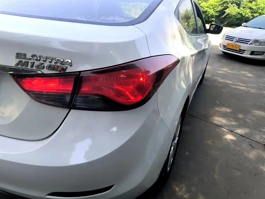 Hyundai Langdong 2016 1.6L Automatic Smart Edition
