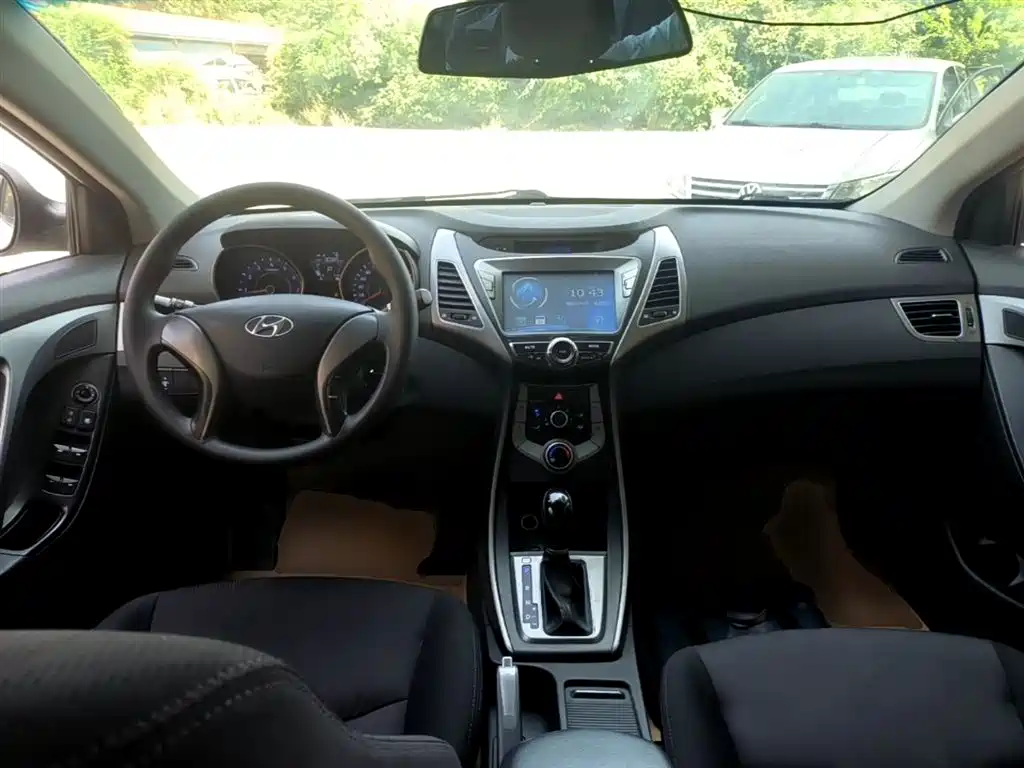 Hyundai Langdong 2016 1.6L Automatic Smart Edition