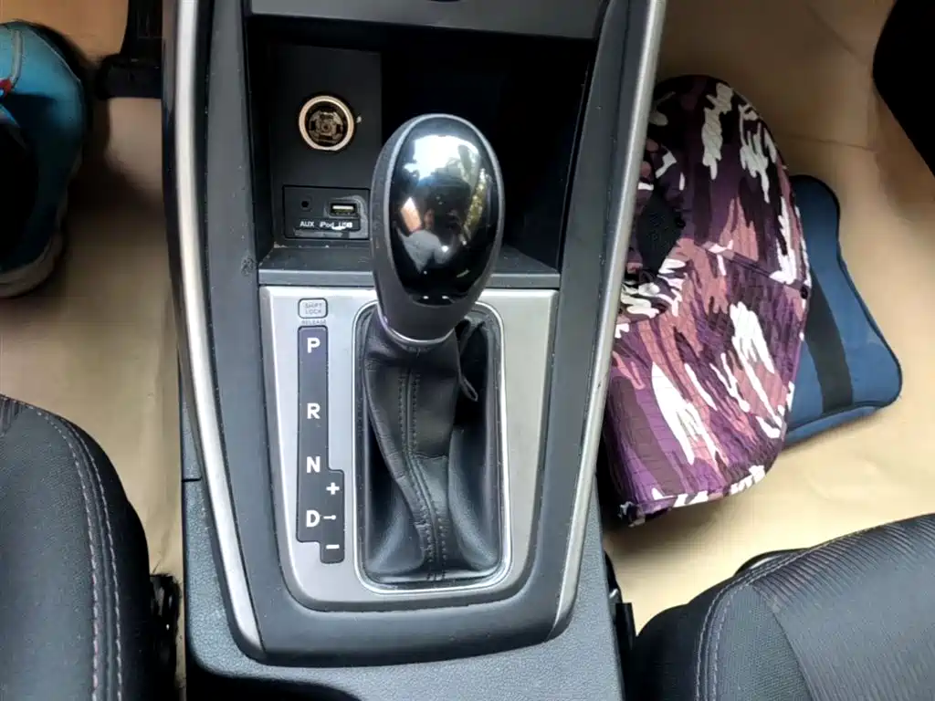 Hyundai Langdong 2016 1.6L Automatic Smart Edition