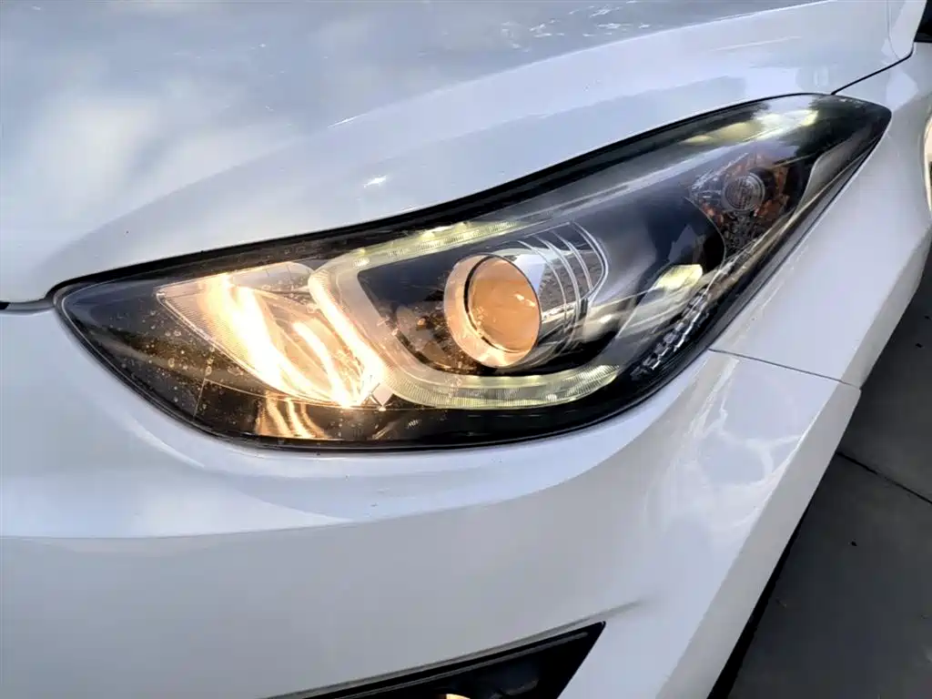 Hyundai Langdong 2016 1.6L Automatic Smart Edition