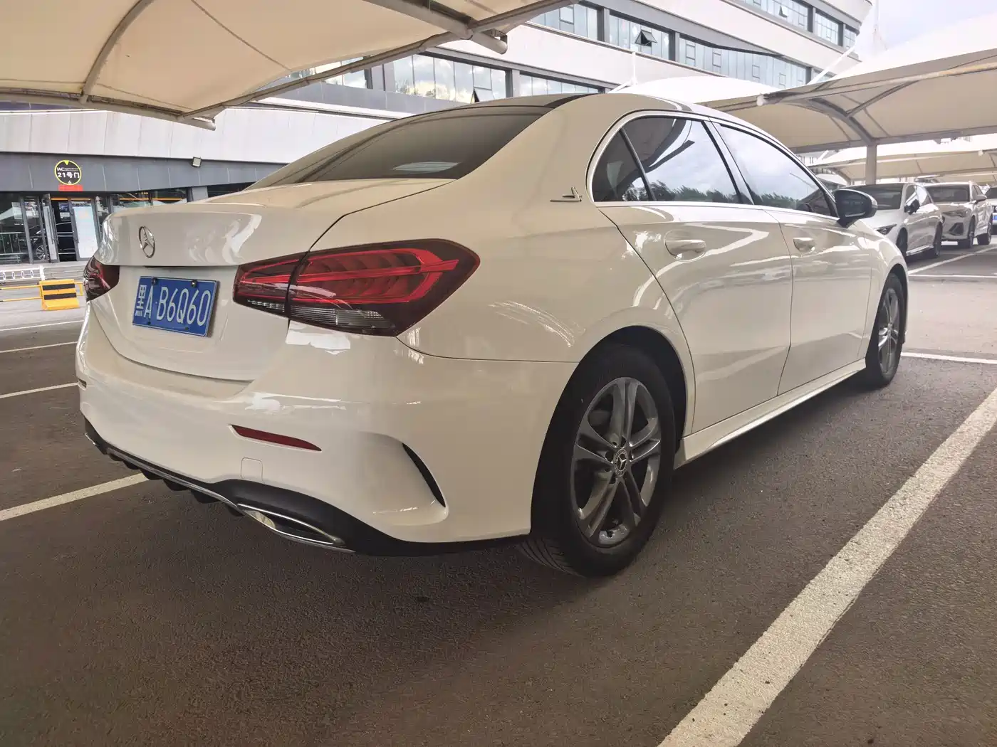 Mercedes-Benz Mercedes-Benz A-Class 2022 Facelift A 180 L Sport Sedan