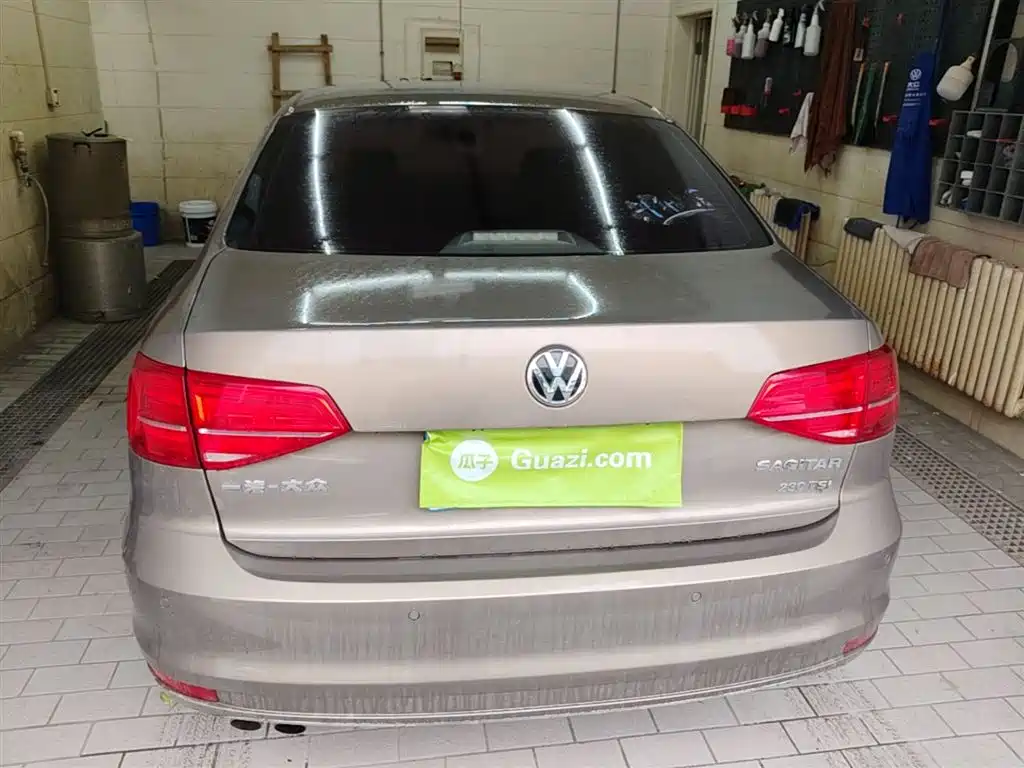 Volkswagen Sagitar 2015 230TSI Automatic Comfort