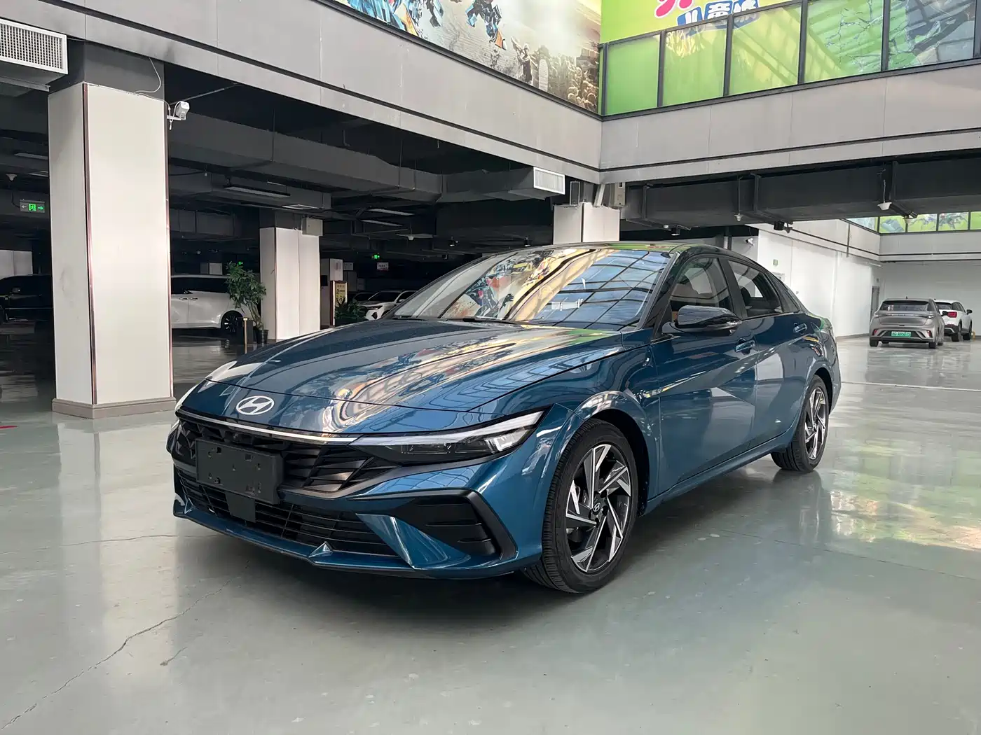Hyundai Elantra 2023 1.5L CVT TOP Flagship Edition