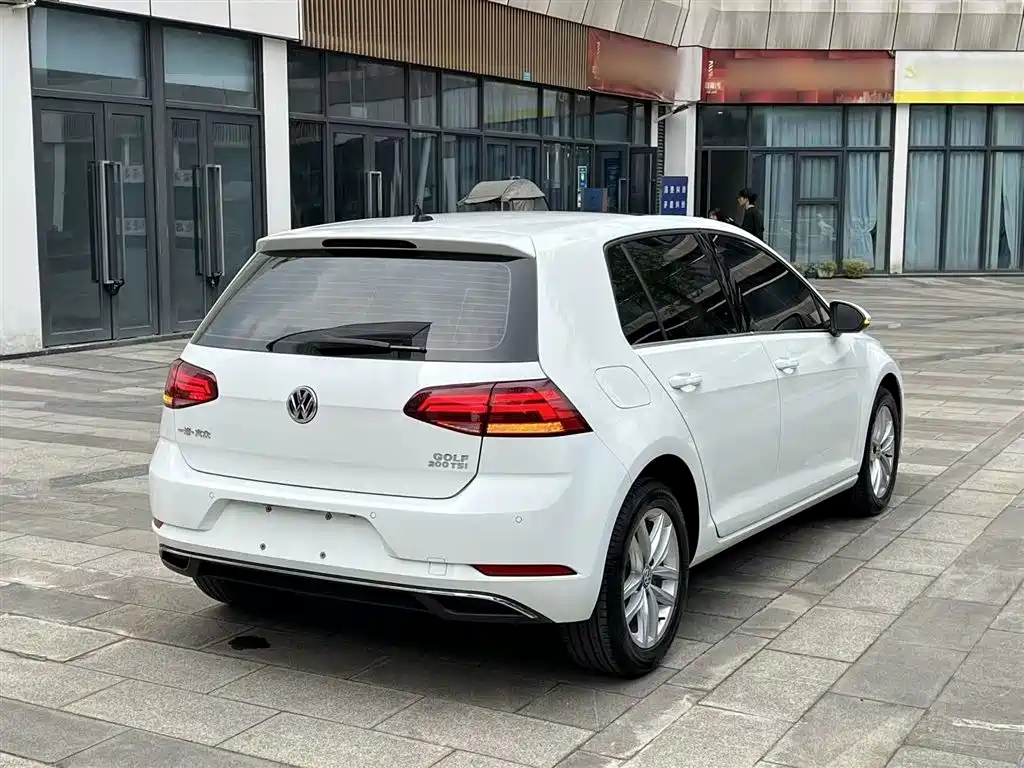 Volkswagen Golf 2019 200TSI DSG Comfort Progressive China VI