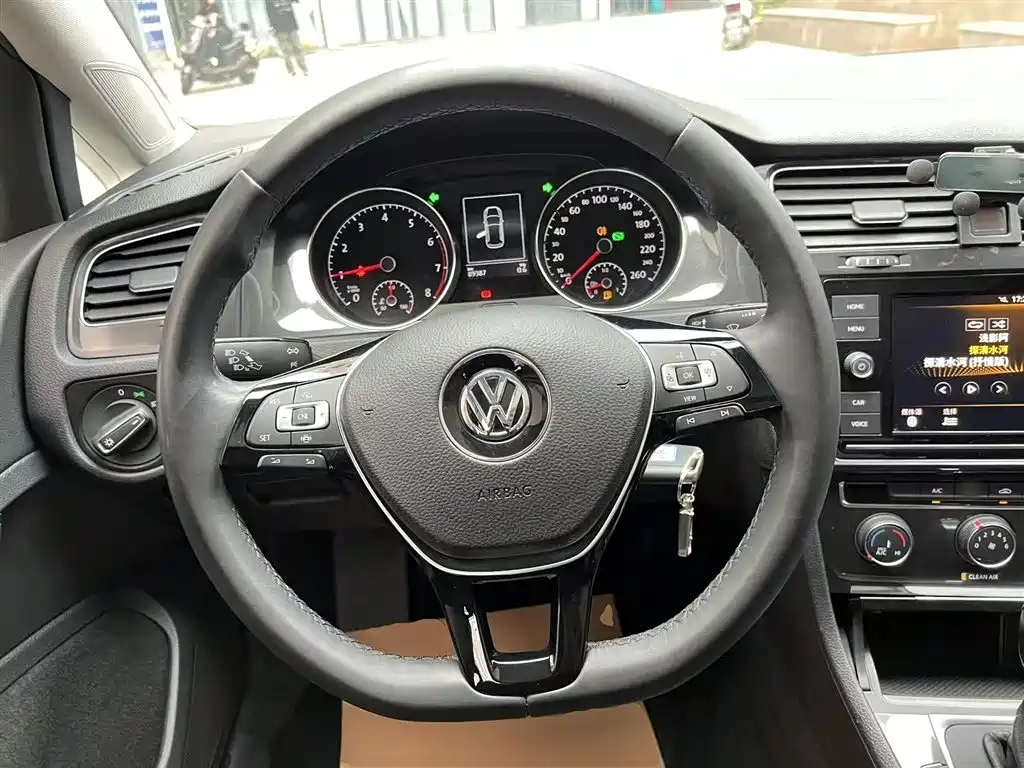 Volkswagen Golf 2019 200TSI DSG Comfort Progressive China VI