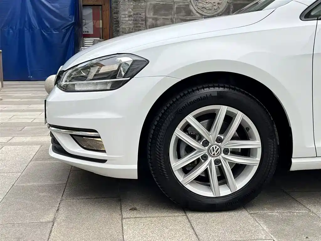 Volkswagen Golf 2019 200TSI DSG Comfort Progressive China VI
