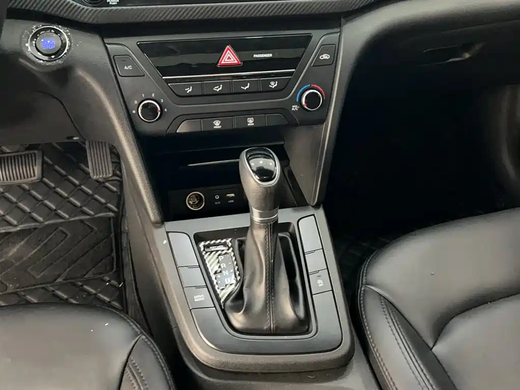 Hyundai Elantra 2018 1.4T DCT Dynamic·Vitality Model