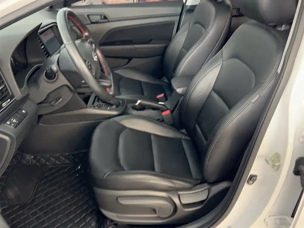 Hyundai Elantra 2018 1.4T DCT Dynamic·Vitality Model